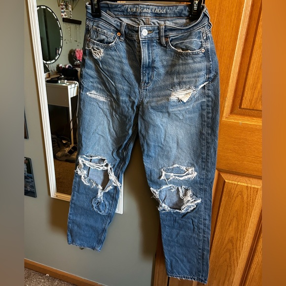 American Eagle Outfitters Denim - Women’s American Eagle Ripped Jeans
